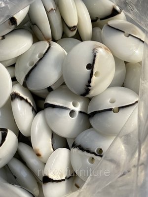 Гудзики білі "кокоси" 30мм ПГ-21-48L фото
